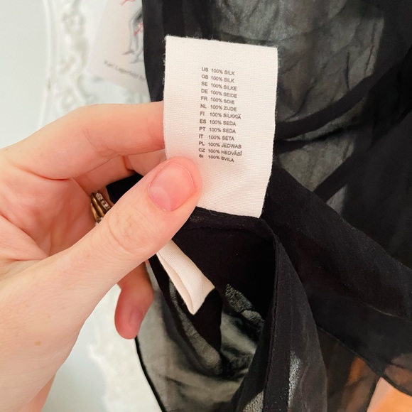 VINTAGE Karl Lagerfeld of Chanel 100% SILK Top COLLECTIBLE Dress Shirt - Picture 6 of 10